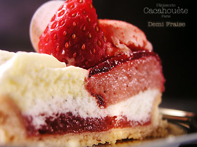 cacahouete_paris_demi_fraise2.jpg