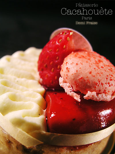 cacahouete_paris_demi_fraise3.jpg
