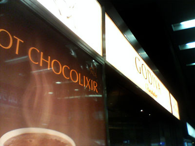 godiva_shinjuku_st.jpg