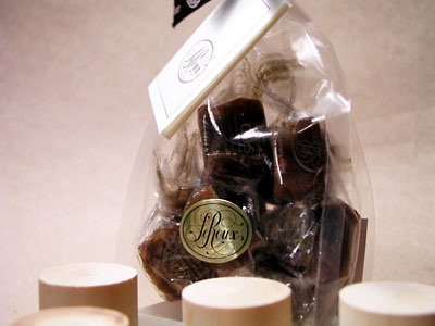 henri_le_roux_caramel_cbs1.jpg
