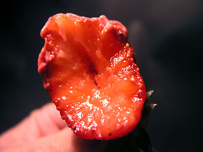 meiji_rich_stawberry_eaten.jpg