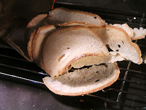 oyatsu_company_france_pan2.jpg