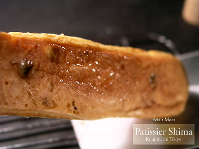 patissier_shima_eclair_moca2.jpg